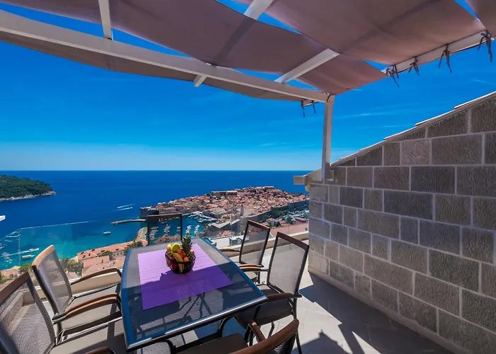 Dommy Gabby 别墅 *