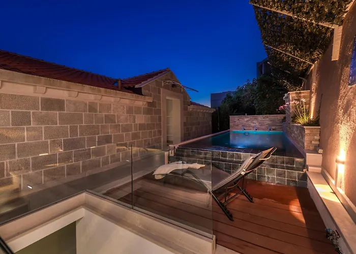 Dommy Gabby 别墅 *