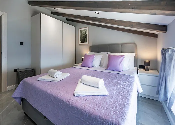 Dommy Gabby 别墅 *